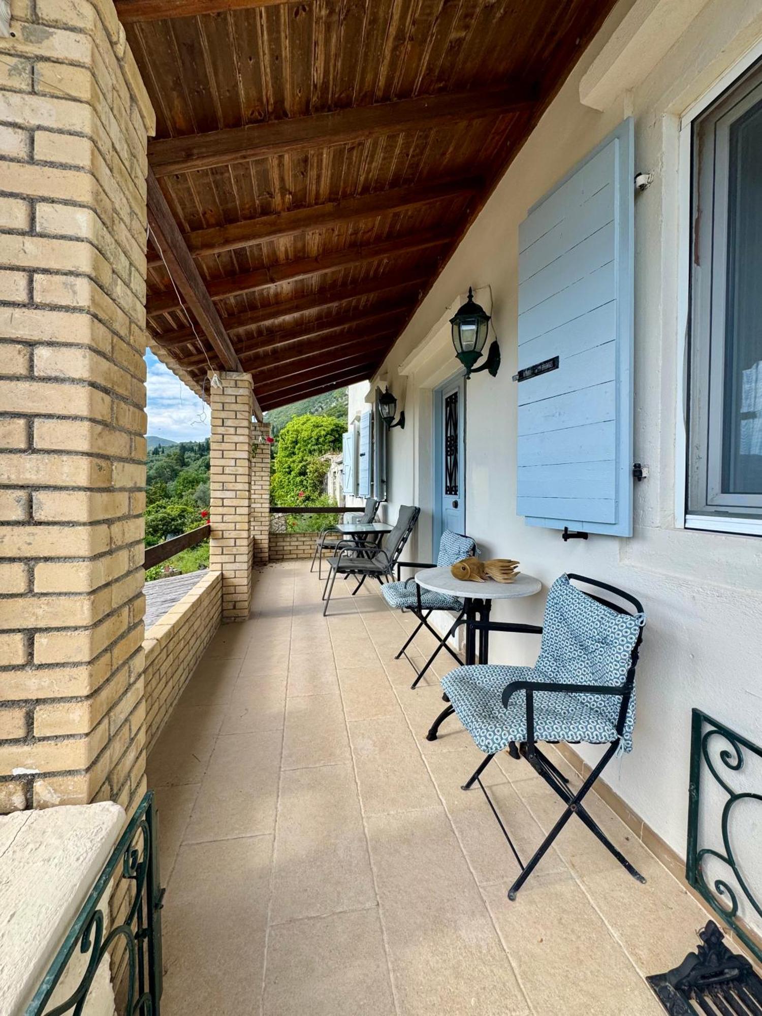 Marcora'S Historical Estate Guest House Strongyli  Exterior photo